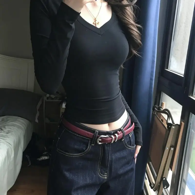 Red Belt Women's New 2026 Korean Style Dark Red Leather Belt Accessory for Denim Skirts Dresses Small  Design Sensation