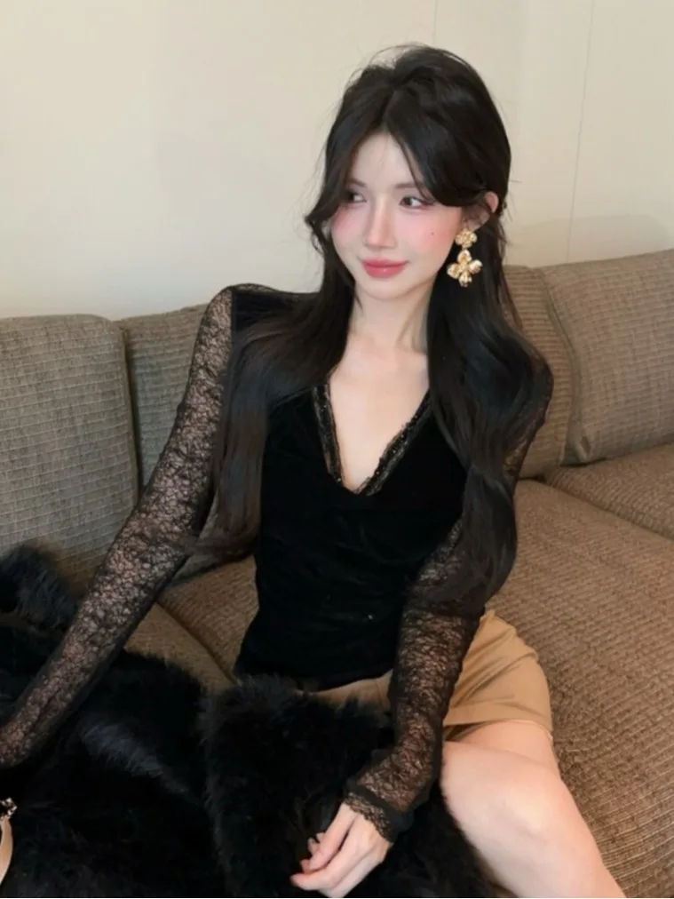 Handmade Rhinestone Lace Patchwork Velvet Base irt Women's Faionable Top V-ne Autumn New Sle Sexy Sle Long Sve