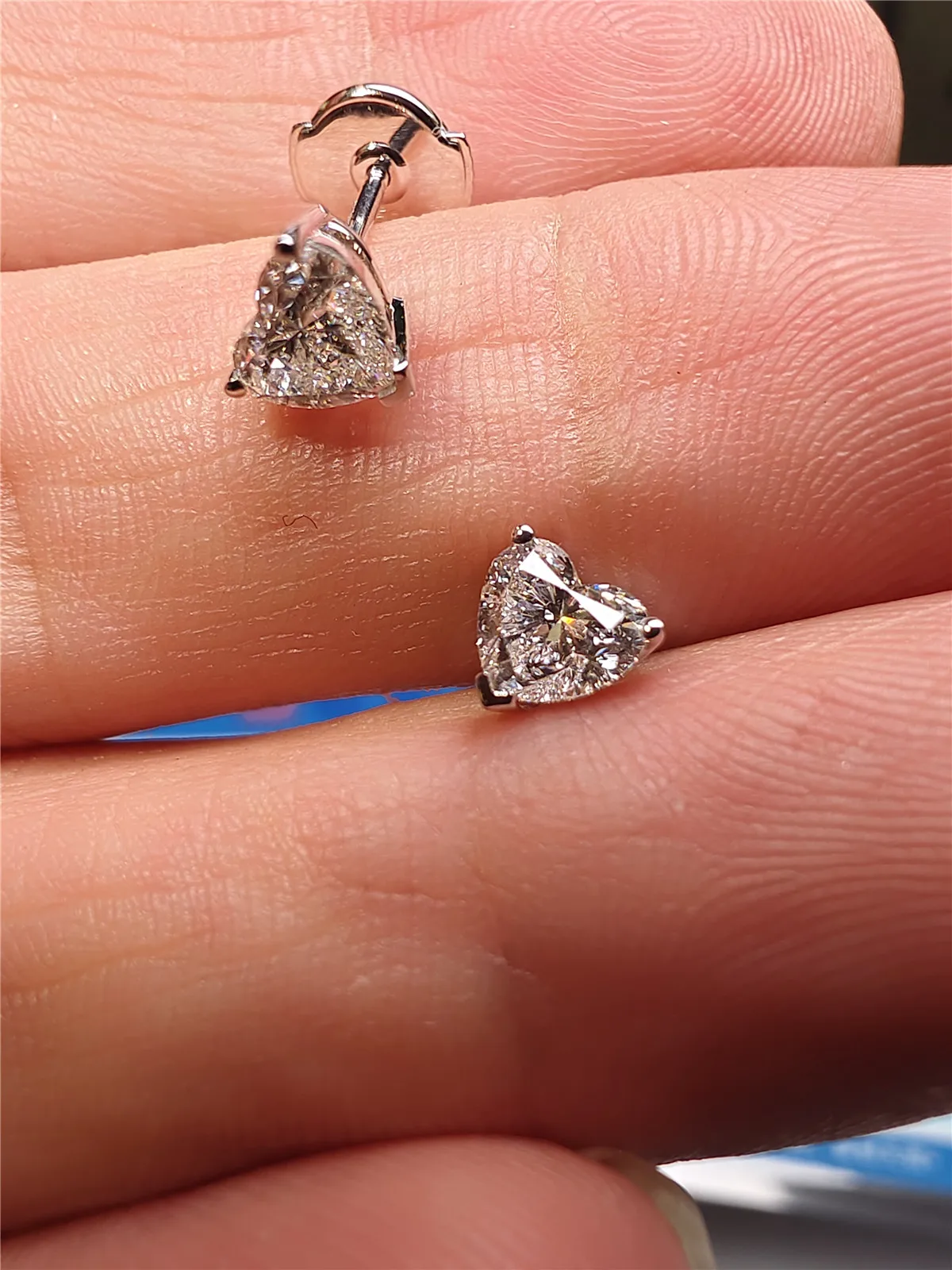 10K Gold Solid Gold Heart-Cut 1CT Lab-Grown Diamond Stud Earrings, Fashion Jewelry, Platinum Customization Wholesale.
