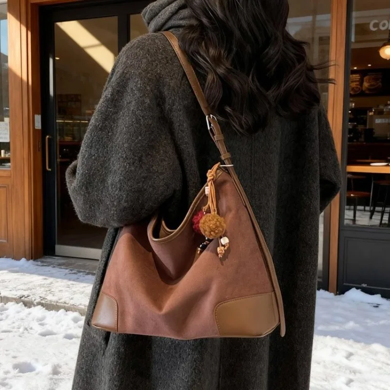 

Elegant Fashionable Designer Diaper Bag For Women Crossbody Handbag Luxury Leather Tote Large Capacity Unique Letter Logo