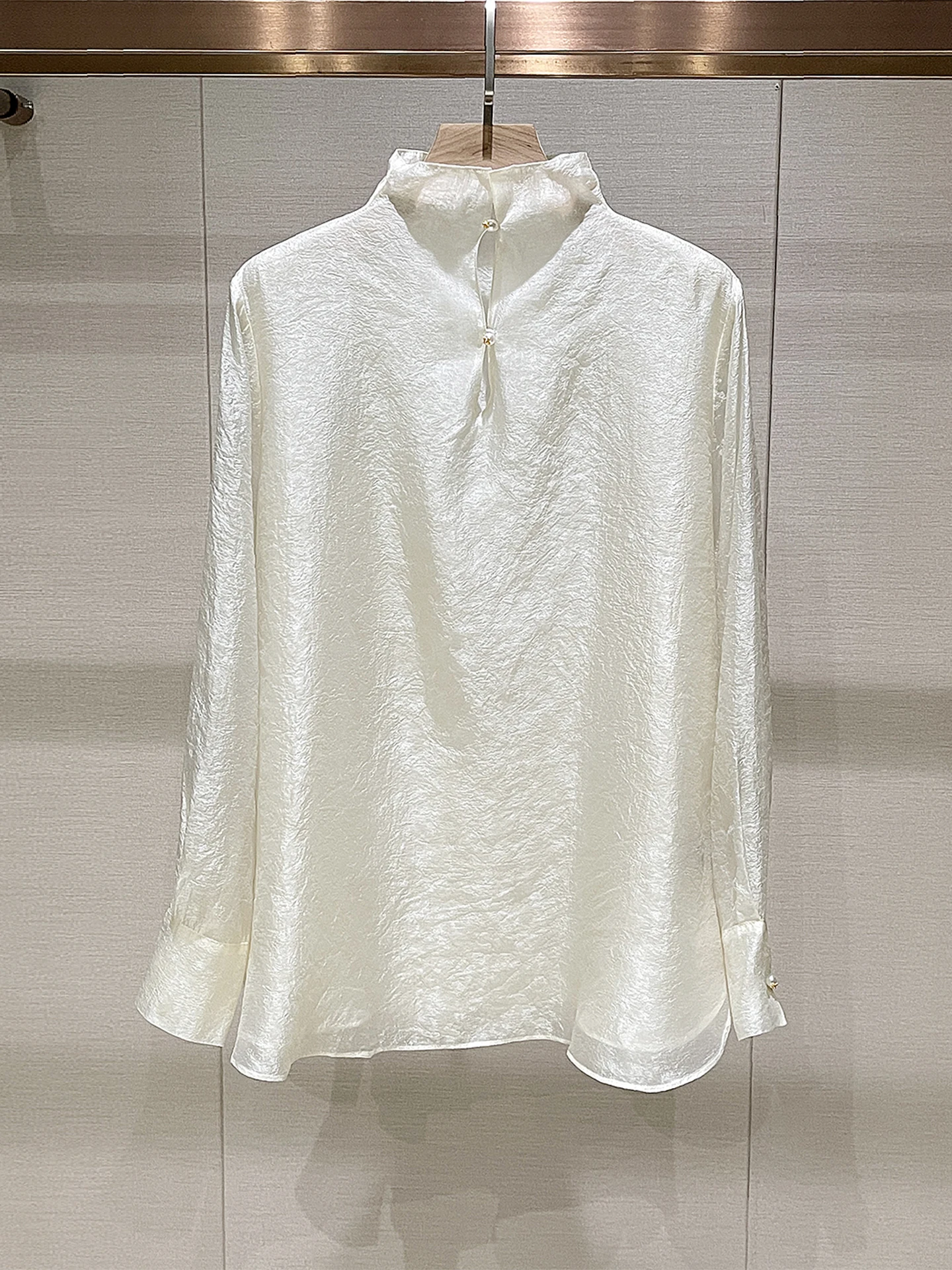 

Anti-Aging Luxury irt Loose Long Sve Stand Collar Women's Spring New Sle Comfortable Breathable Slimming Beige Top