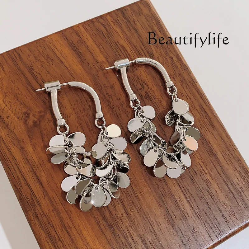 Premium, sterling silver earrings, fringed exaggerated and thin, exquisite earrings.