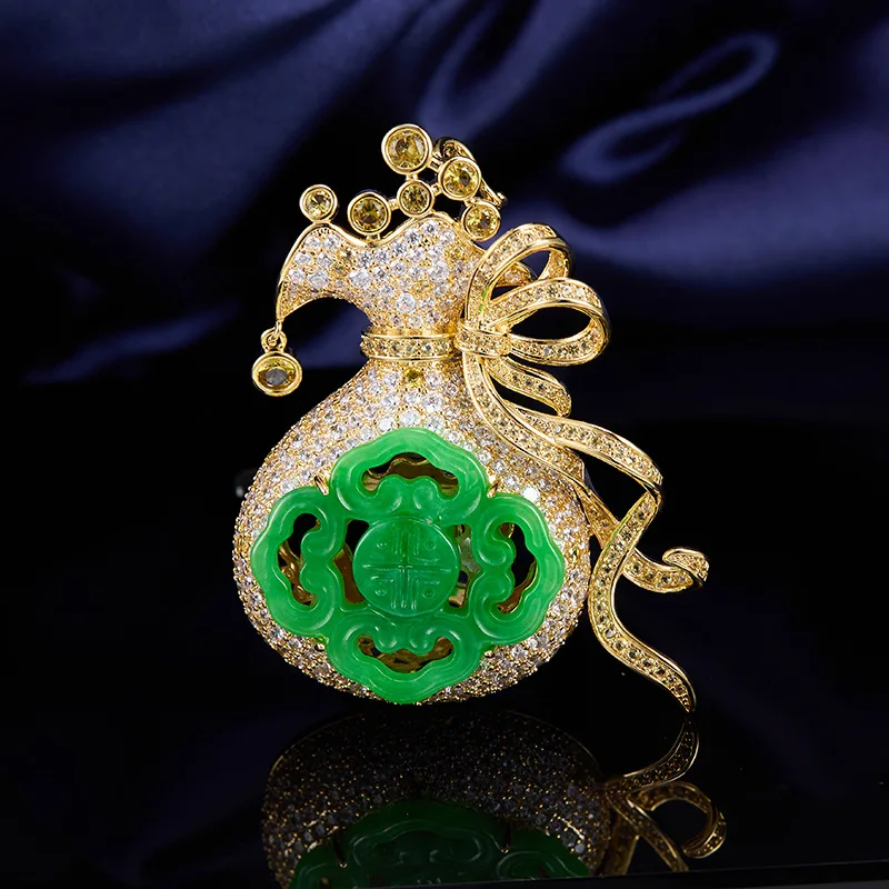 Retro Chinese Style Delicate Chalcedony Gourd Brooch inlaid with Zircon Luxurious Fulu Design Coat Suit Jacket Accessories Pin