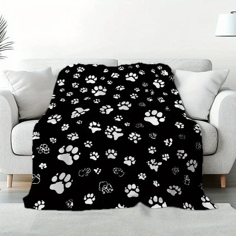 

Черно-белый плед с принтом лап, мягкий уютный фланелевый плед для дивана, кровати, подарок для любителей собак и кошек