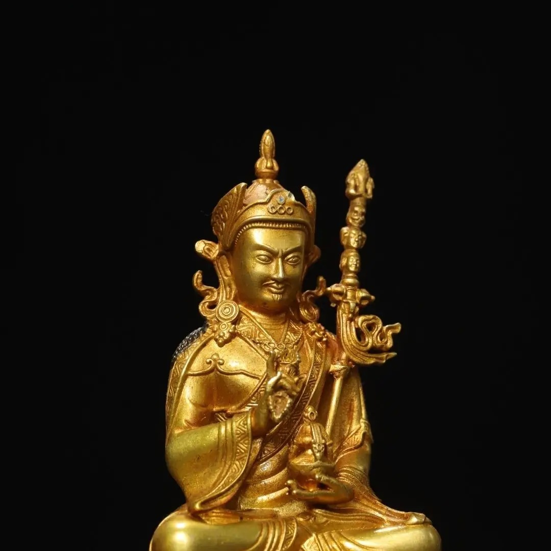 Copper gilt Seiko Buddha statue lotus peanut height cm width 5.5 cm thickness 4.5 cm weight 354 grams