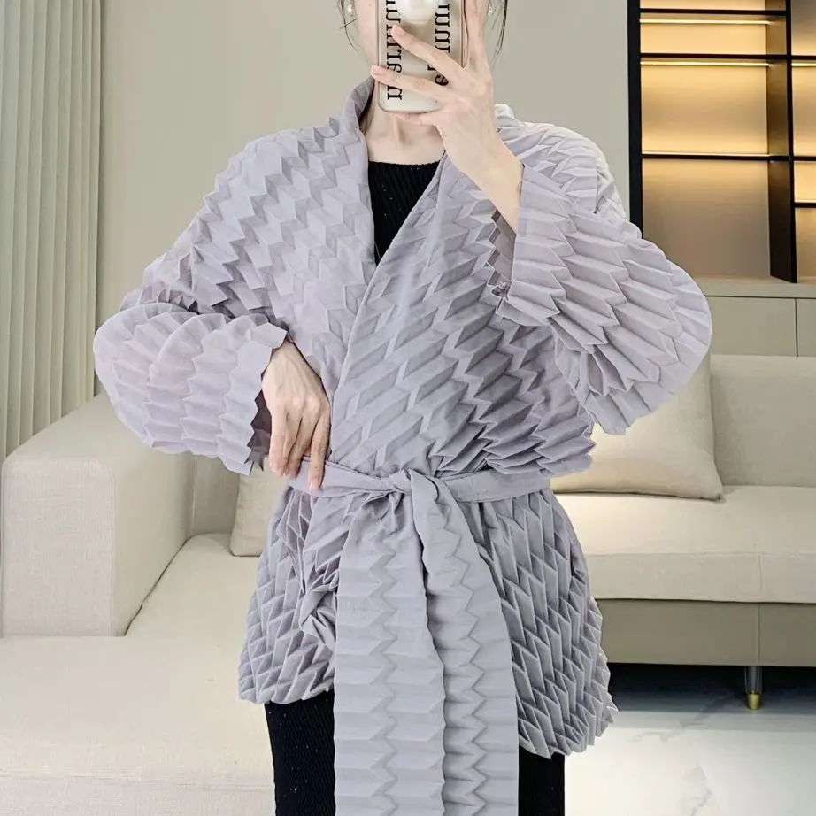 

Miyake Pleated Top, Women's Solid Color Short Jacket, Handmade Pleated Versatile Loose Version, Lapel Cardigan, Autumn New Style