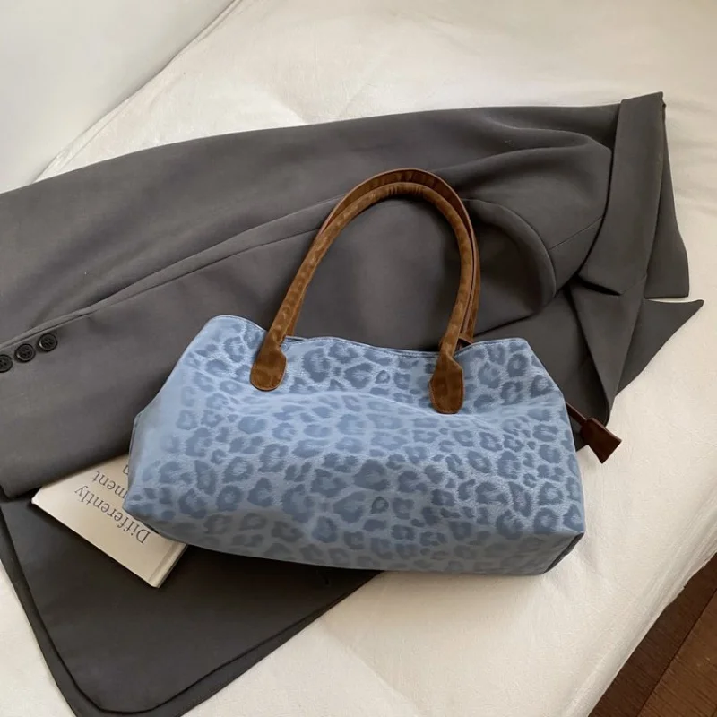 

High-End Women's Messenger Bag Made Of Sunflower-Patterned Leather Boasting Trendy Paris Stylish Look​