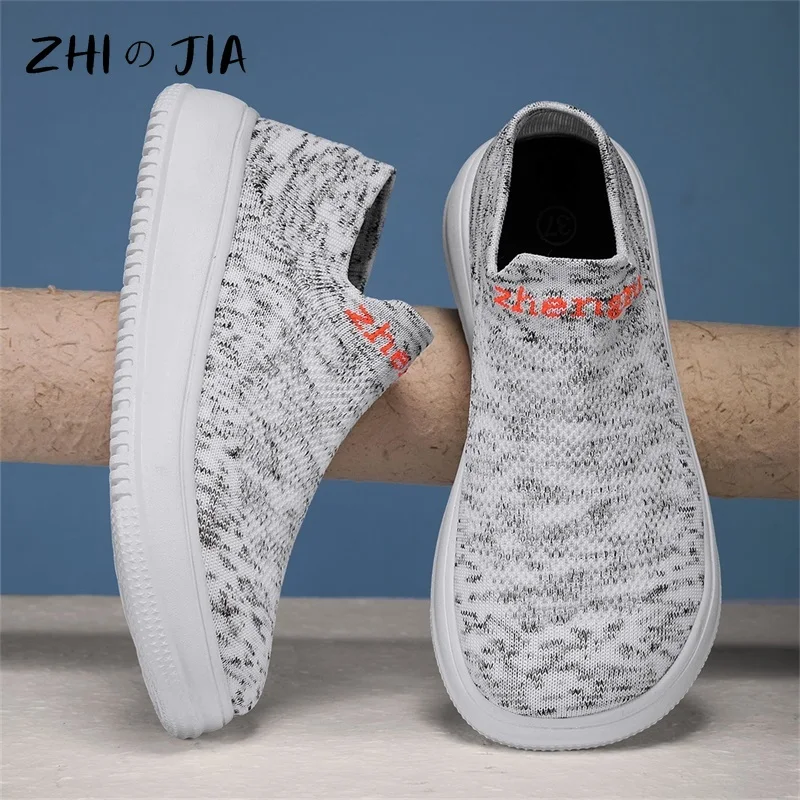 New Couples Wide-toe Mesh Knitted Socks Shoes Men Women Slip On Sneakers Spring Summer Outdoor Casual Shoes 36-46