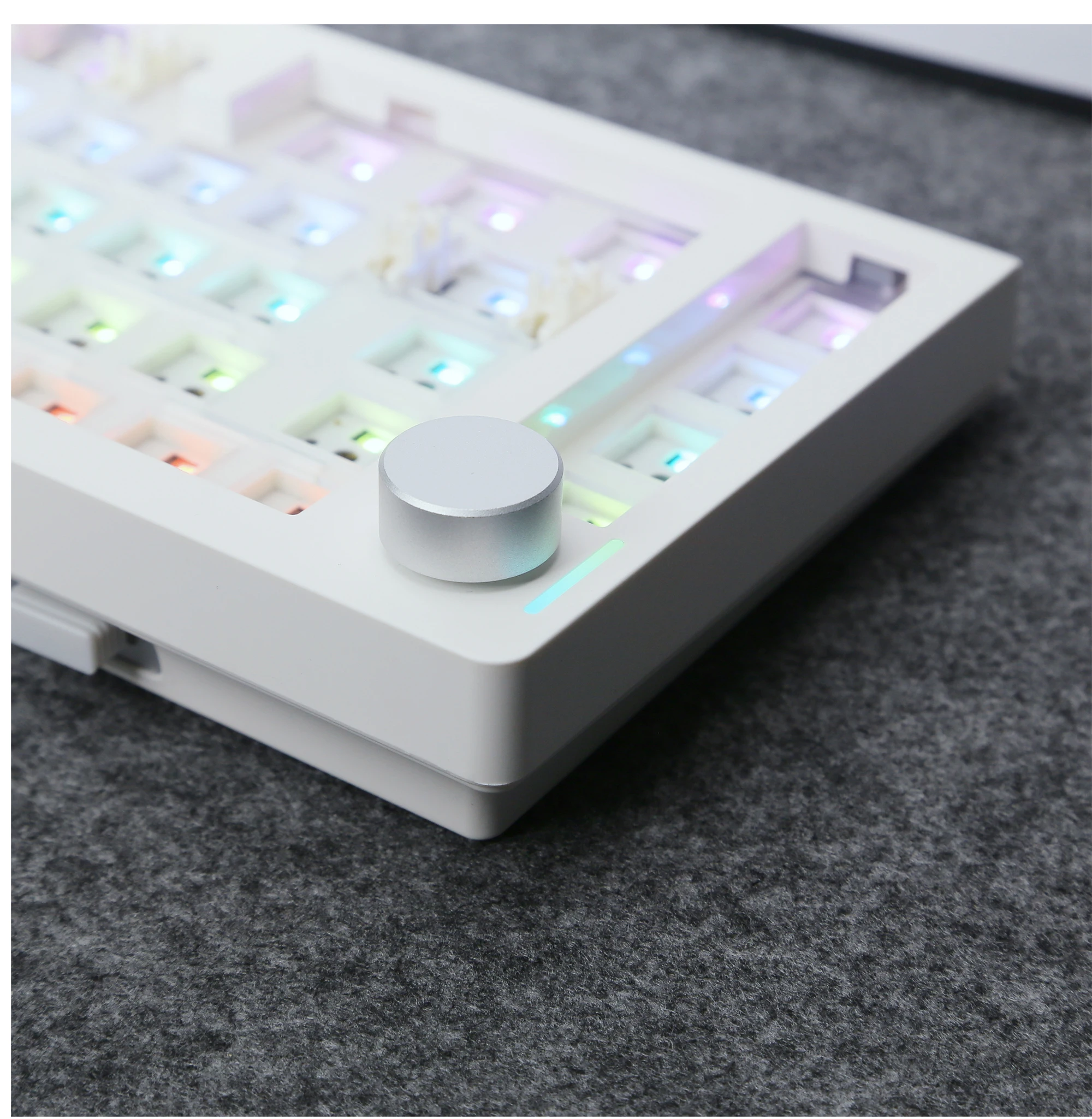 ZUOYA GMK70 VIA/Qmk セパレートゲーミングメカニカルキーボードキット有線ワイヤレス Bluetooth ホットスワップ可能ガスケットカスタマイズされた分割