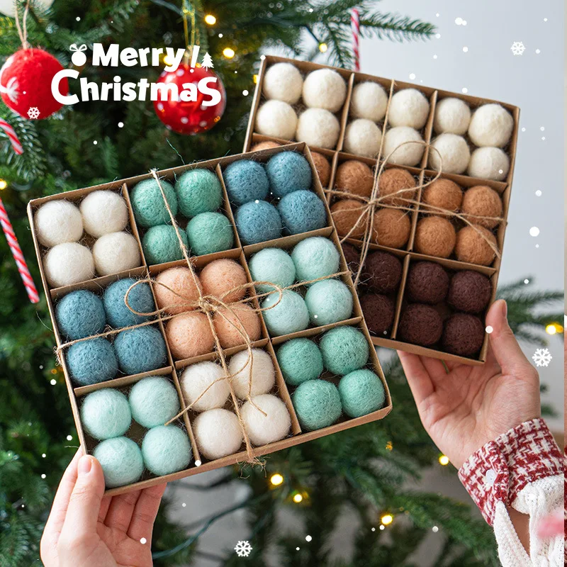 36PCS 3CM Mini Christmas Ball Ornaments Wool Felt Christmas Tree Party Decoration Christmas Spheres Pendant Holiday Gift Balls