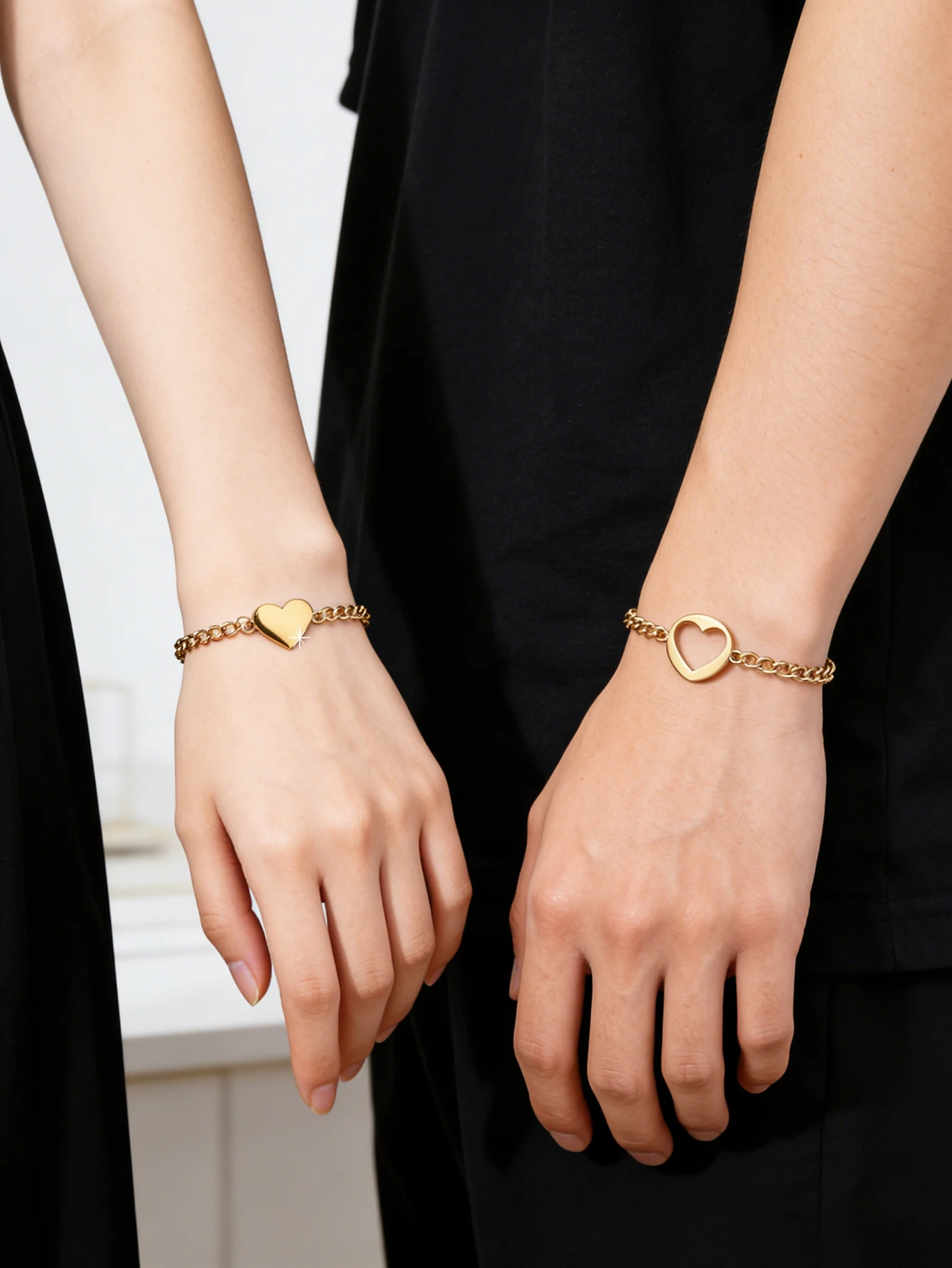 1Pc/1Set Fashion Simple Delicate Romantic Stainless Steel 18K Gold Plated Love Heart Combo Couple Bracelet