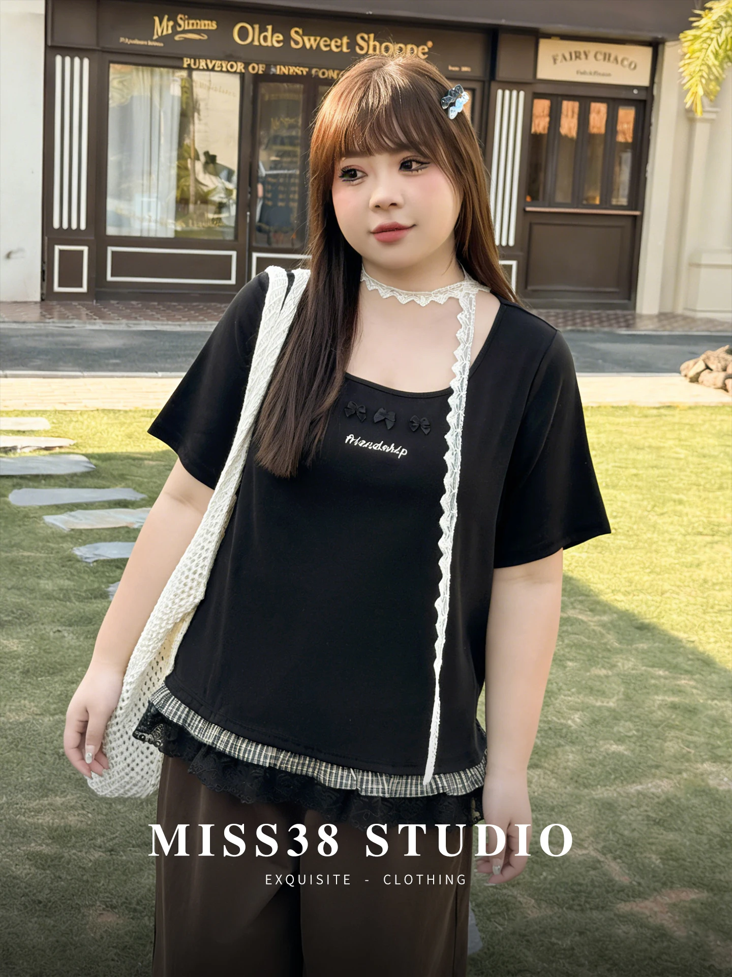 

Sweet Cool Embroidered Letter T-Shirt plus Size Summer Short Sleeve Patchwork Slimming Top Breathable Cotton Blend Casual Wear