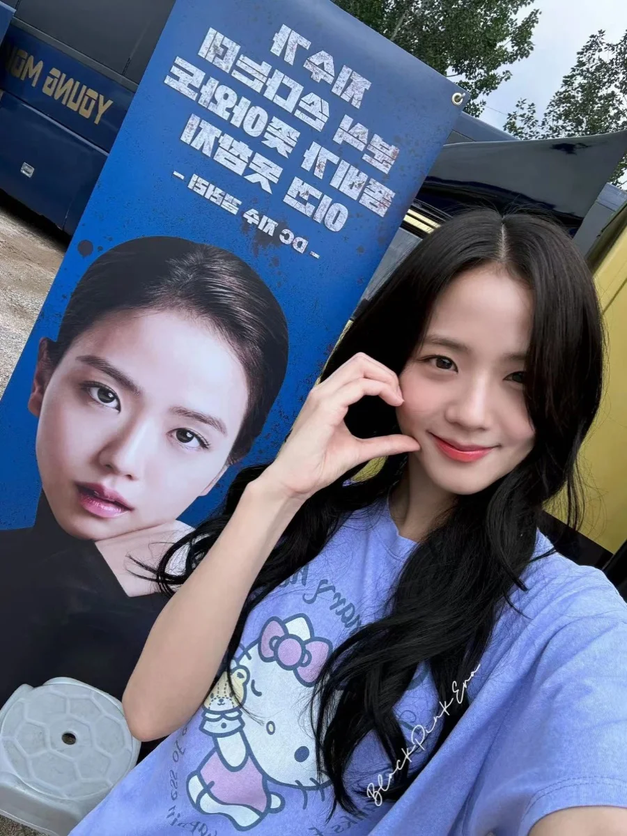 

South Korea Sle Kim Ji-Su Jisoo Same Sle Hello Kit Cartoon Loose Short Round Neck T-shirts for Women Summer Casual Loose Tops