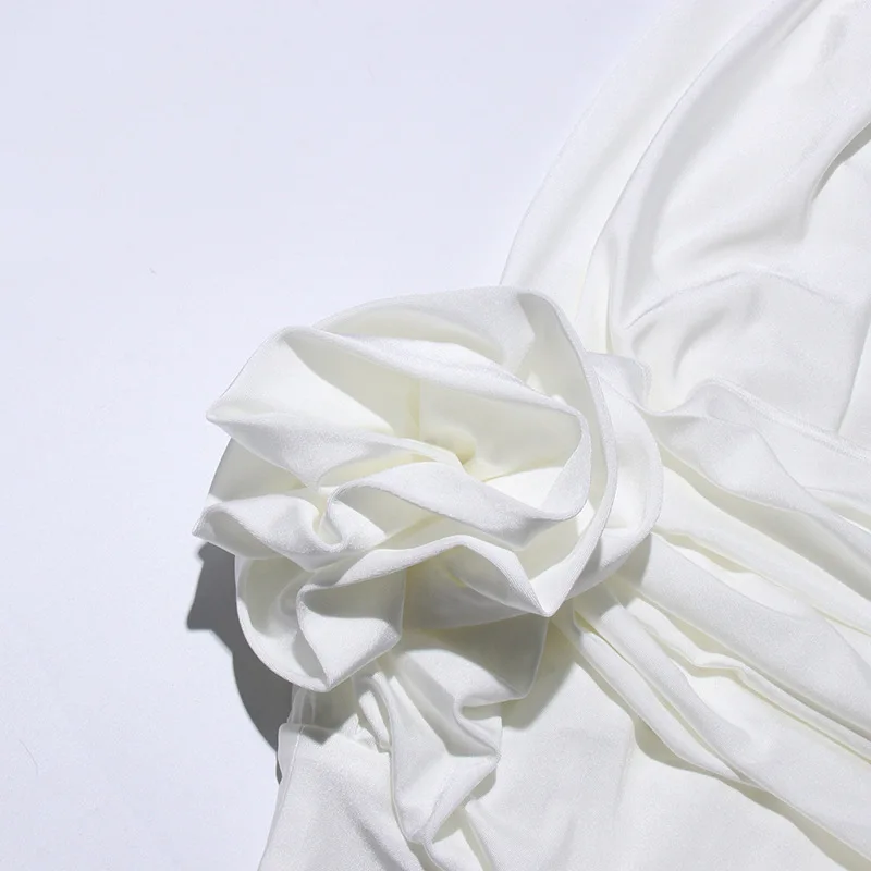 EAEOVNI Elegantes, modisches Minikleid für Damen, 3D-Blumenmuster, gespleißte Falten, weiße Partykleider, vielseitig, 2025, neue Kleidung 1A1657