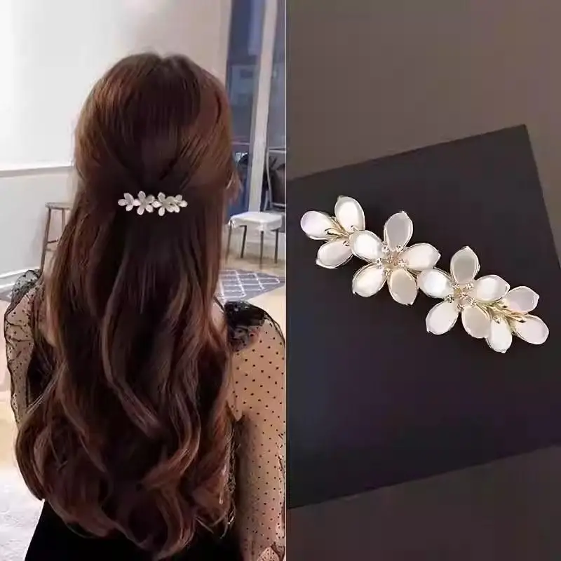 Pinza de Pelo Vintage con Pedrería Floral, Regalo Ideal para Mujeres y Niñas, Perfecta para Bodas, Bailes, Citas y Peinados Diarios