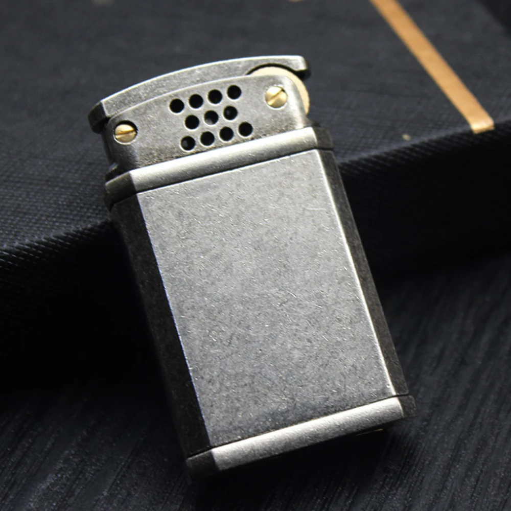 Unique Metal Windproof Gasoline Kerosene Lighter Men Vintage Grinding Wheel Gasoline Flint  Old Windproof Cigarette Lighter