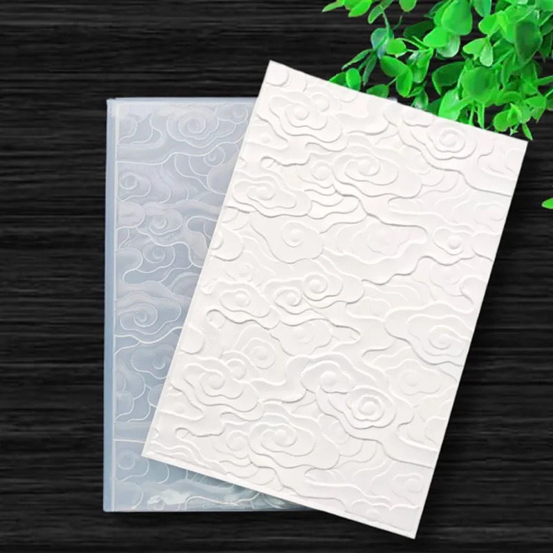 3D-Reliefmappe, dreidimensionales Texturdesign mit Wolkenmuster, verwendet für DIY-Sammelalbum und dekorative handgefertigte Projekte aus Karton