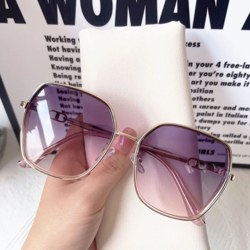 

​​2025 New Gradient Sunglasses Women, Polarized UV400 Driving Ultra Lightweight Slimming Cat Eye​​