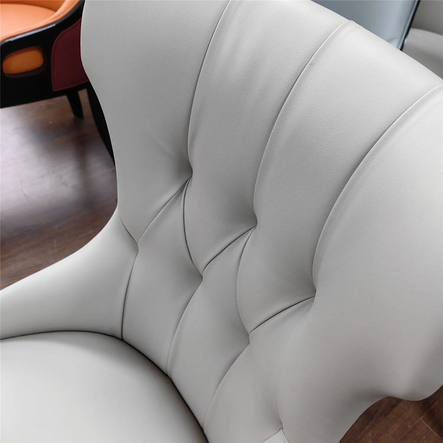 #Factory Direct Sale Living Room Leather Chairs High Back Luxury Arm Chair Upholstered Dining Chairs