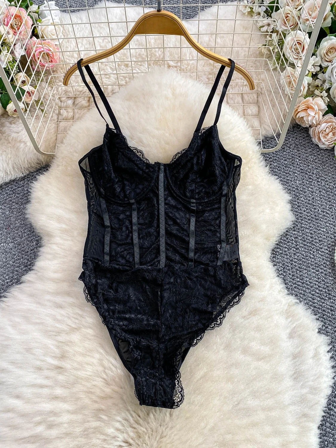 

Сексуальное кружевное боди с v-образным вырезом на бретельках, женские летние утягивающие брюки с высоким разрезом и волокнистым дизайном, прямой крой и высокой талией