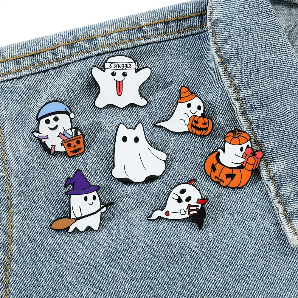 

Cartoon Halloween Brooches Enamel Badge Creative Funny Little Ghost Pumpkin Pins for Backpack Jacket Cosplay Accessories Gifts