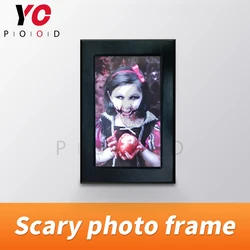 Escape room scary photo frame players can get clues from the movement of eyes room escape puzzle