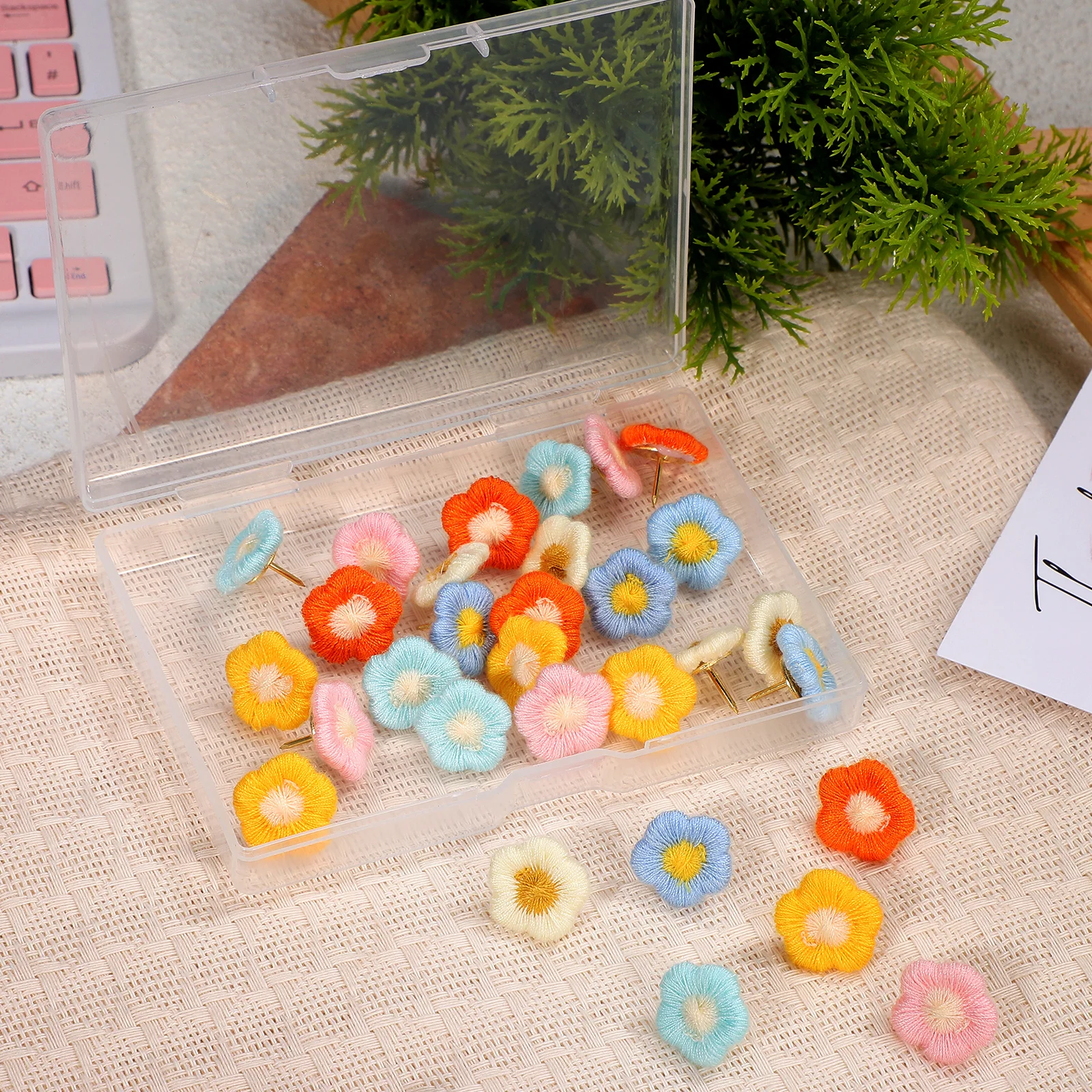 30Pcs Flower Push Pins Cute Decorative Thumb Tacks for Wall Cork Board Bulletin Board Use Flower Push Pins Cute Thumb Tacks