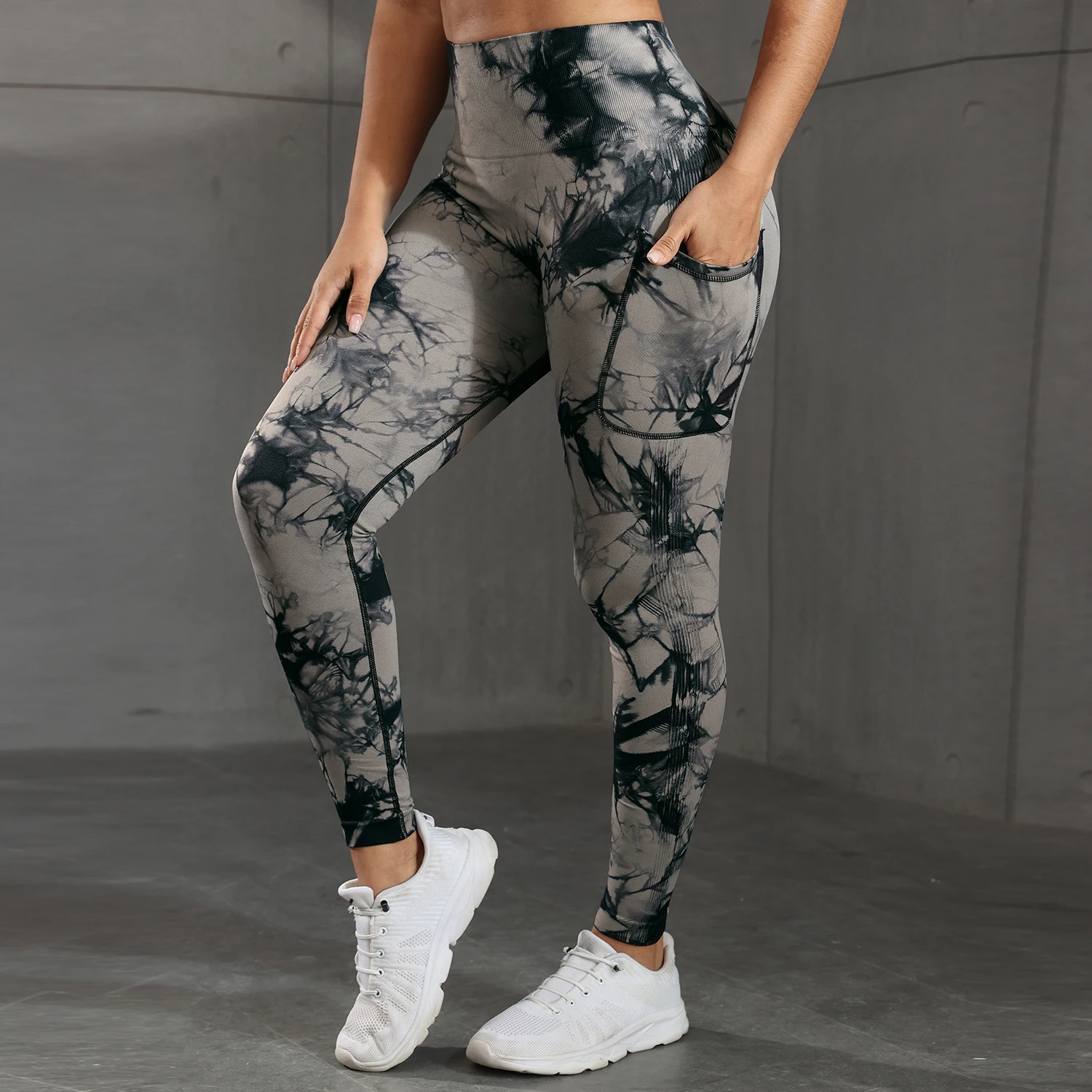 CHRLEISURE Women Tie Dye Yoga Pants with Pockets Push Up Sports Leggings High Waist Butt Lifting Fitness Tights Tracksuit