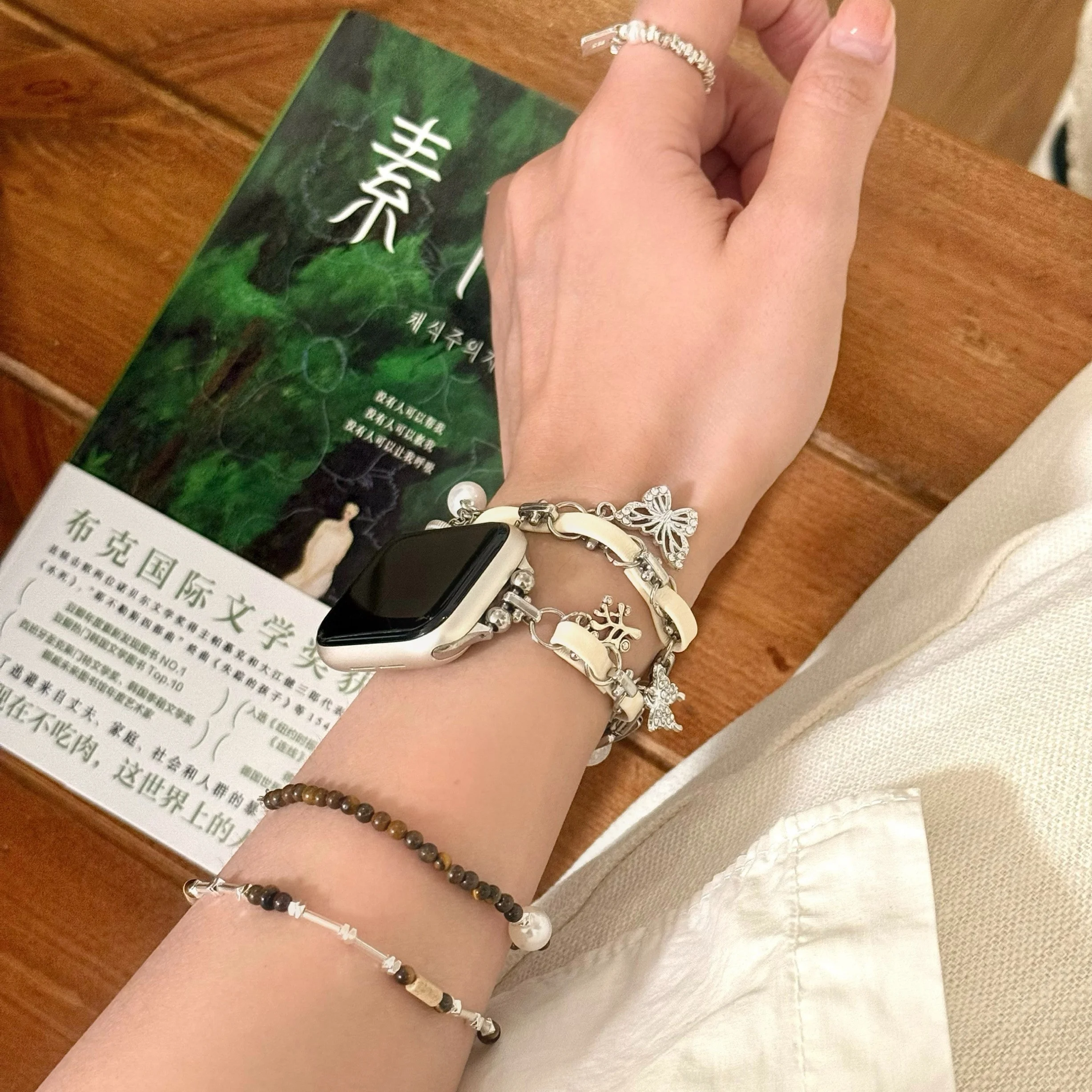 

Металлический ремешок для iWatch с двойной петлей и элементами пэчворка, совместимый с размерами 38 мм, 40 мм, 41 мм, 42 мм, 44 мм, 45 мм, 49 мм, модный ремешок.