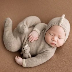 Footed Newborn Dinosaur Outfit Newborn Photography Props Knitted Baby Clothes with Toy Photo Baby Boy Costume Animal Accessories