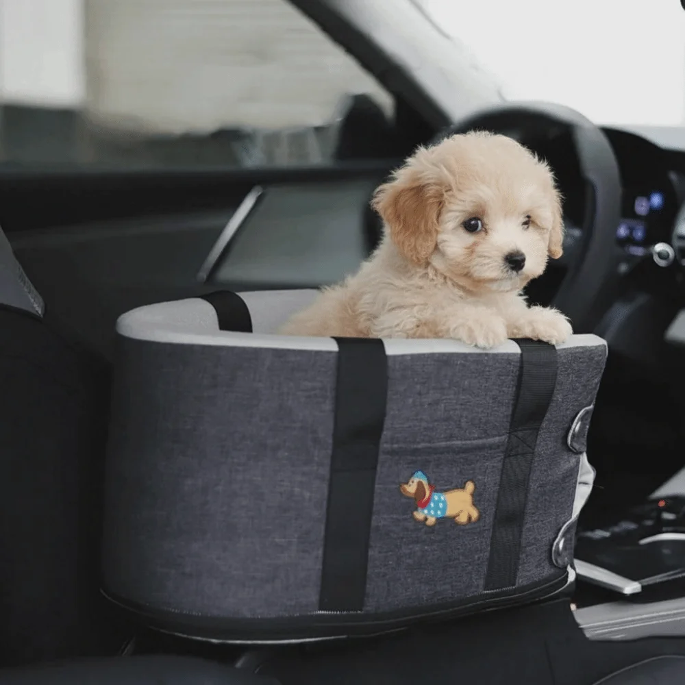 

Cute Puppy Car Seat Large Capacity Soft Pet Car Safety Seat Comfortable with Safety Leash Dog Car Backpack Car Travel