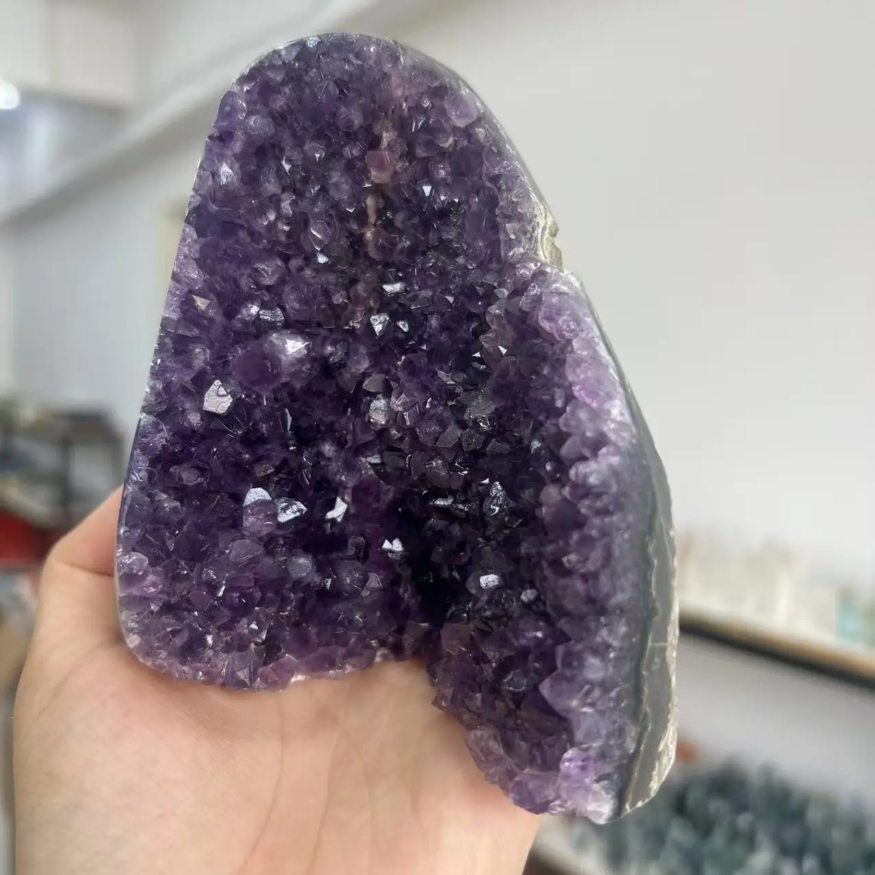

798g 10.7cm Natural Uruguay Dream Amethyst Quartz Crystal Cluster stand