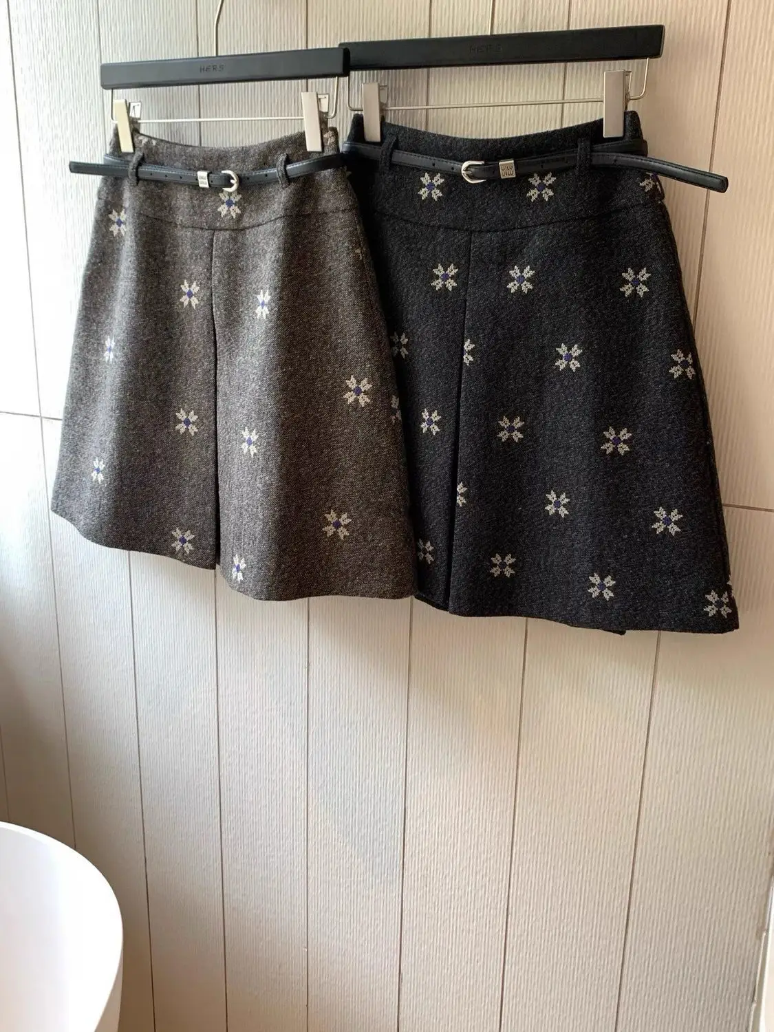 Autumn and Winter High-end Small High-waist Slim Woolen Large Size Skirt