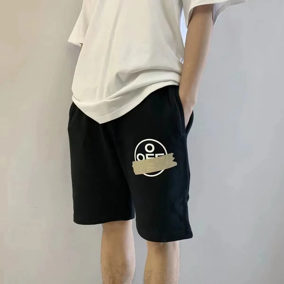 20SS Ow Bronzing Gummi Streifen Shorts Gedruckt Casual Hosen Hohe Qualität Männer und Frauen Paare Fünf-punkt Hosen Trendy marke