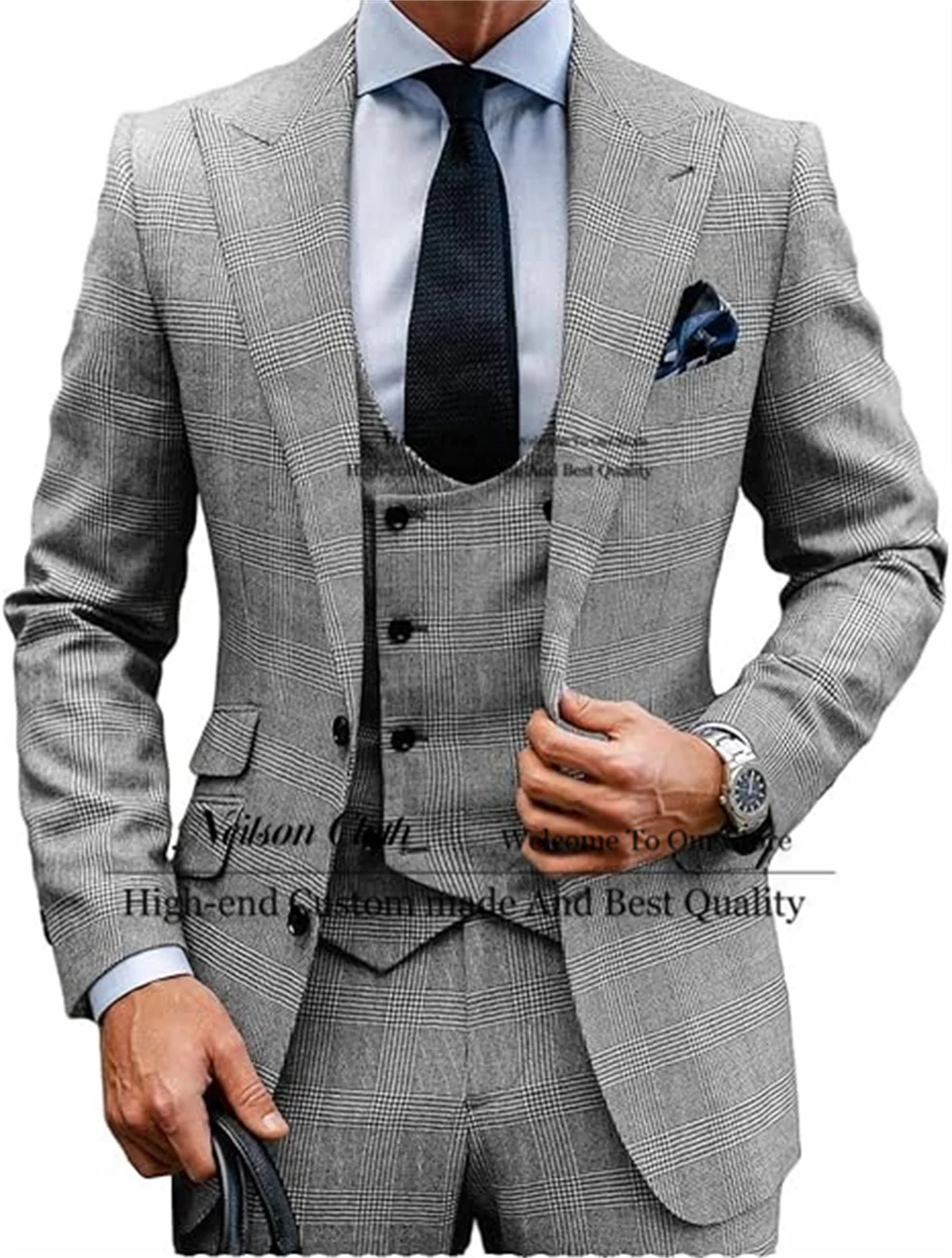 

Formal Grey Plaid Male Prom Blazers 3 Pieces Sets Peaked Lapel Groom Wedding Tuxedos For Men Customized Groomsmen Costume Homme