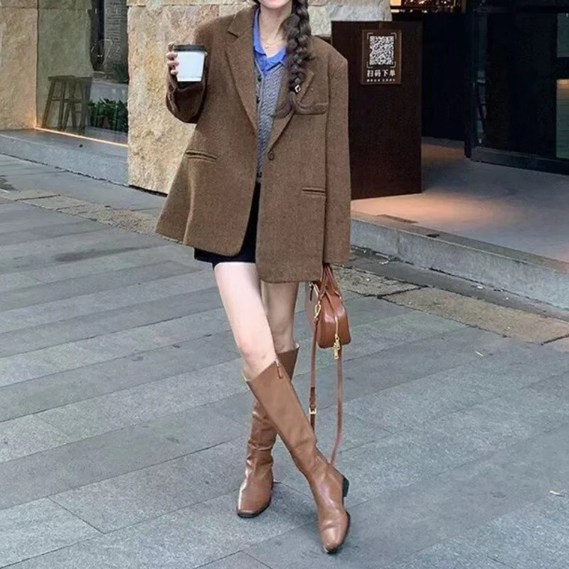 2025 New Woolen Coat for Autumn and Winter, Retro Korean Version Preppy Style Jacket with A Suit Collar.