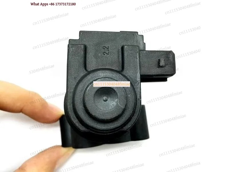 Idle Air Control Valve For V-W AU-DI OEM# 0280140584 0 280 140 584 0-280-140-584