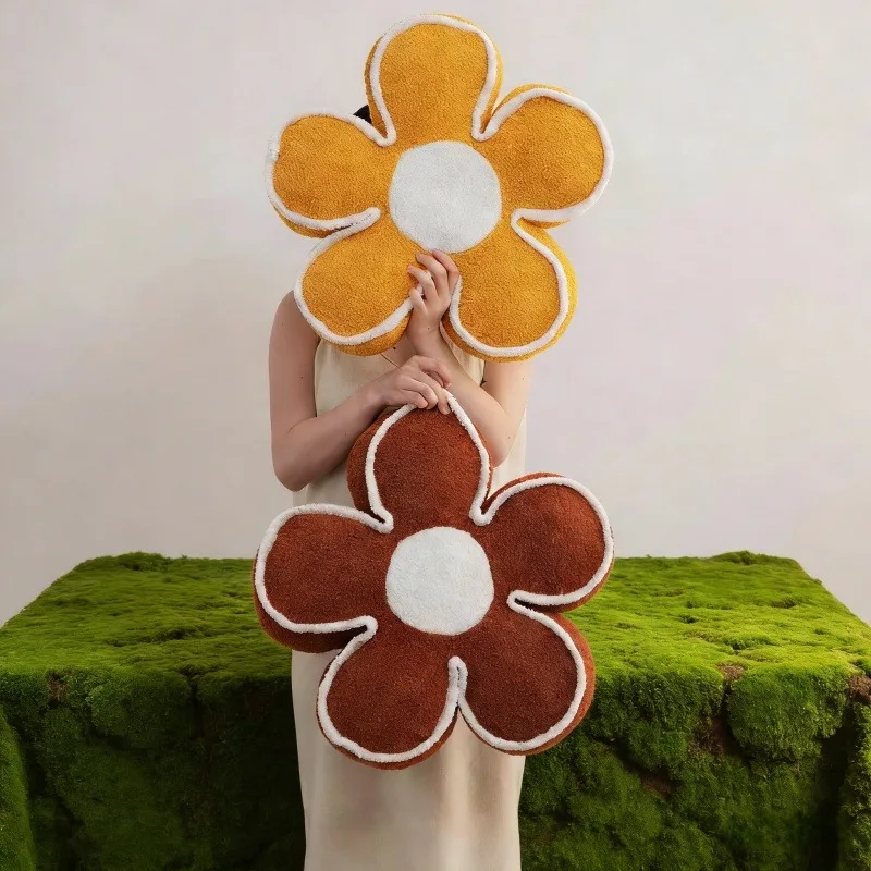 

Sunflower Flower Petal Pillow Luxury PP Cotton Sofa Cushion Living Room Bay Window Decoration Bed Headrest Backrest Pad Supplies