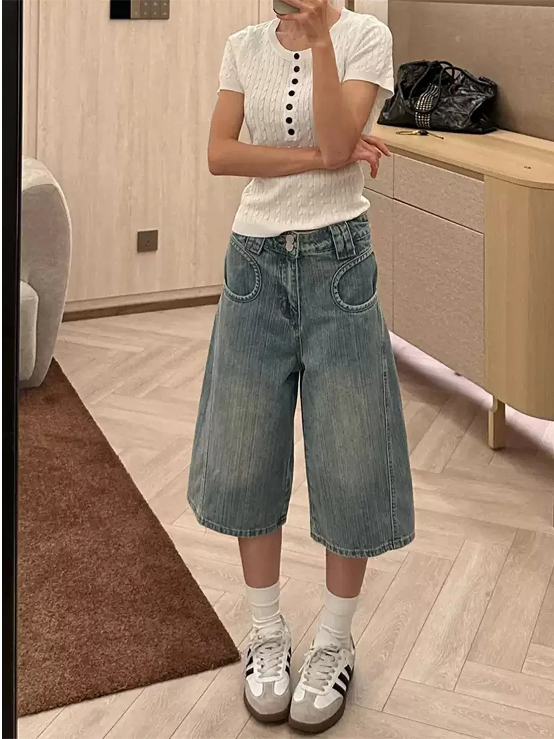 

Summer 2026 High Waist Loose Fit Thin Denim Jeans American Style Pear Shape Body Slim Seven Inch Wide Leg Retro Ladies Jeans