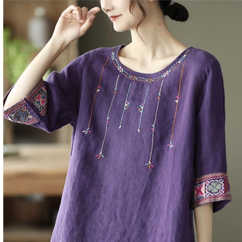 2024 New Summer Retro Ethnic Style Fashion Casual Versatile Loose Round Neck Half Sleeve Printed Embroidered Women\'s T-shirt Top