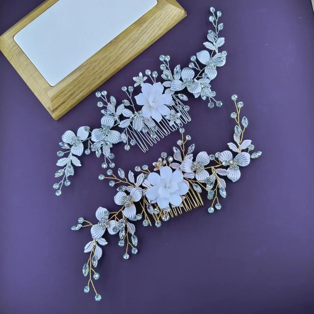 Peine de pelo de flores para mujer, joyería exquisita, decoración de cabello de invitados, tocado de cristal Floral de lujo, Tiaras para el cabello, Bisutería