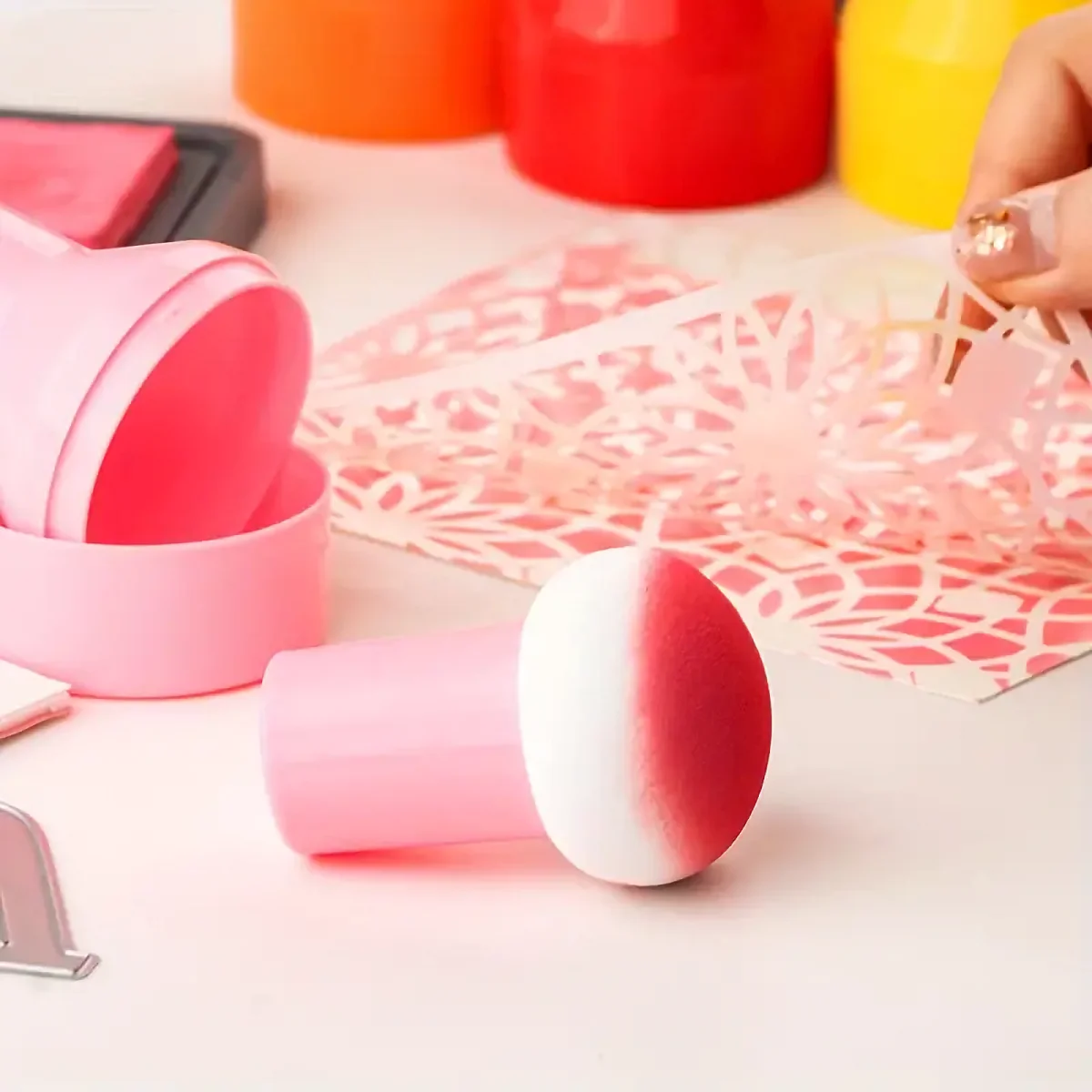 2pcs Random Color Vibrant Craft Ink Blenders - Precision Paper Pouncers with Easy-Grip Handles & Durable Storage Case for Scrap