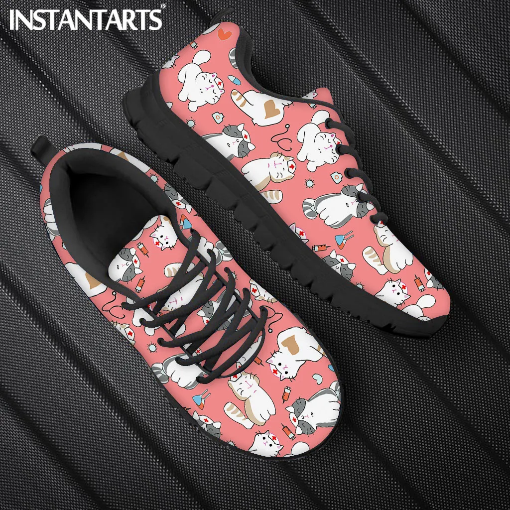 INSTANTARTS Women Nurse Sneakers Cartoon Cat Veterinary Print leggero Mesh Flats Ladies Casual Winter Cute scarpe da allattamento nuovo