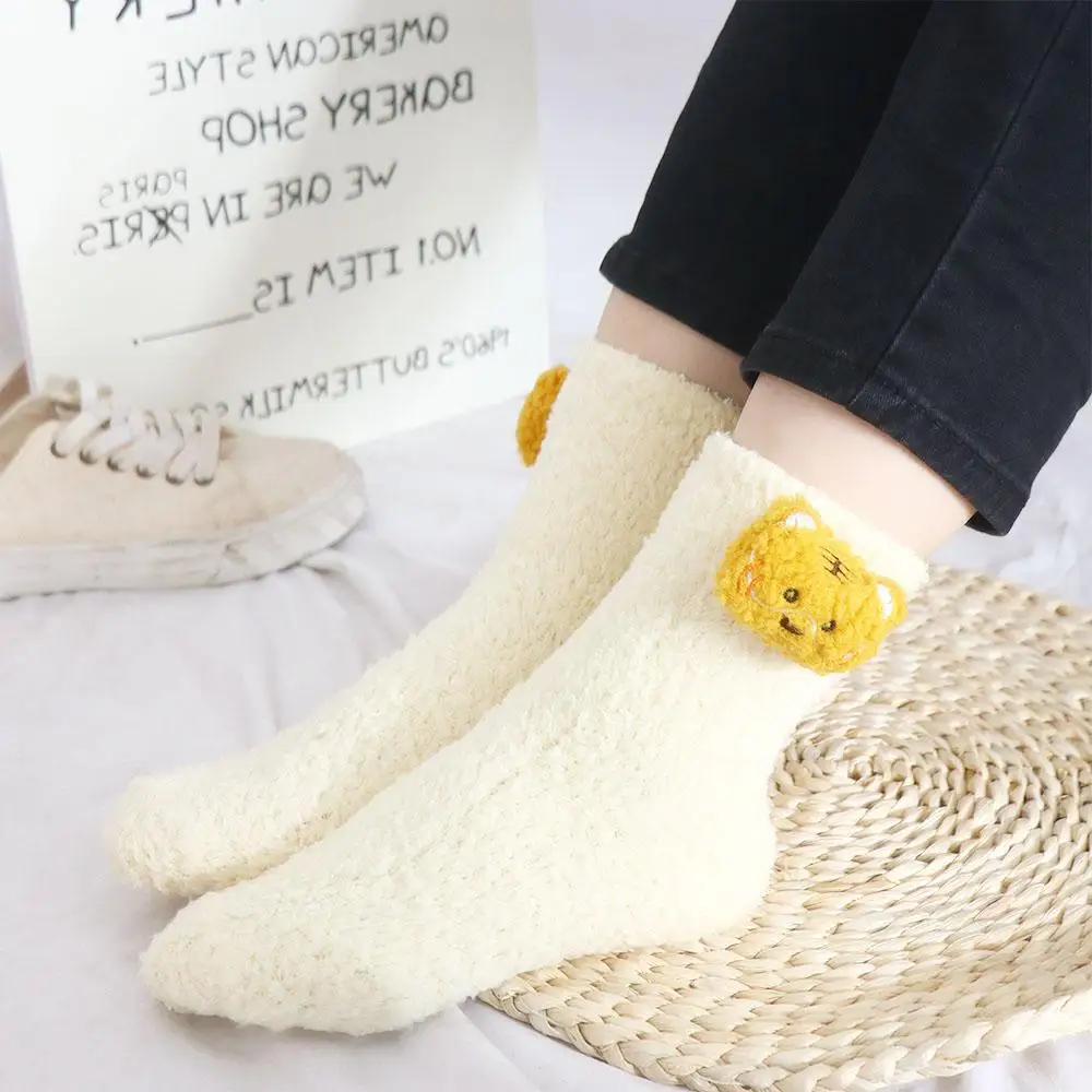 Breathable Warm Korean Style Bear Three-dimensional Penguin Coral Fleece Socks Women Frog Socks Cartoon Hosiery Floor Socks