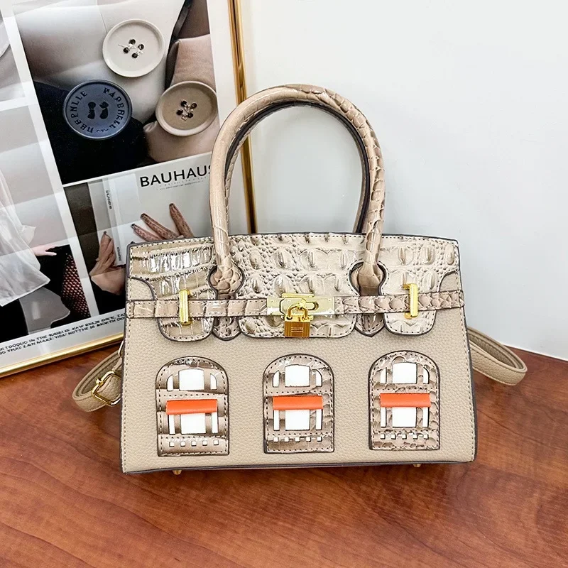 

Лето 2025. Новинка! Камень — сумка Kelly с узором и змеей — платиновая сумка с принтом, большая сумка в европейском и американском стиле