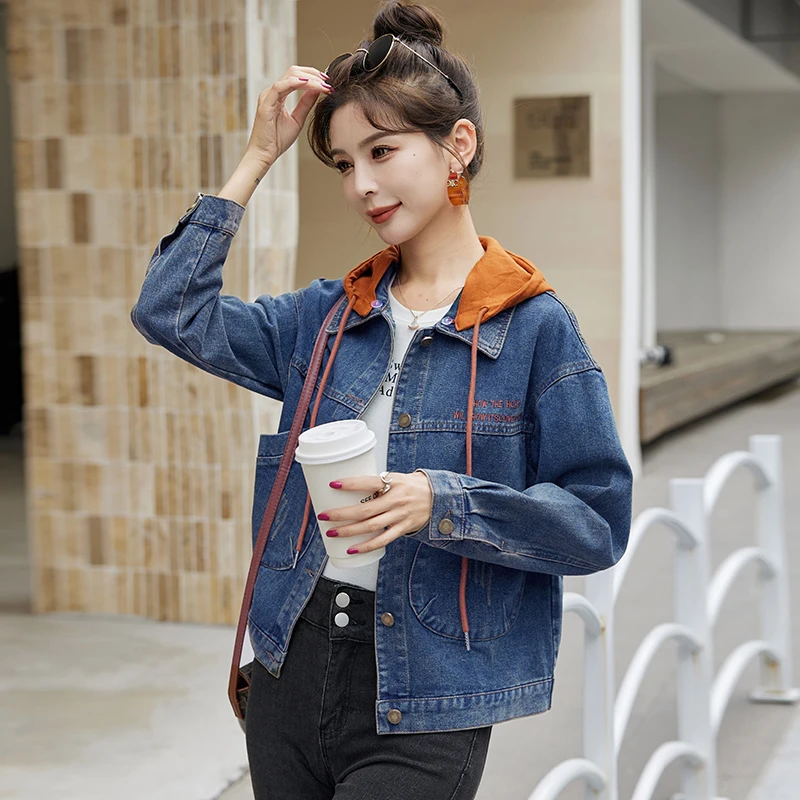 เสื้อแจ็คเก็ตยีนส์มีฮู้ดลำลองสำหรับผู้หญิง ทรงหลวม สวมใส่เป็นเสื้อนอกได้ ผ้าผสมคอตตอนและโพลีเอสเตอร์ ช่วยลดเลือนริ้วรอย สไตล์เกาหลี แฟชั่นฤดูใบไม้ร่วง
