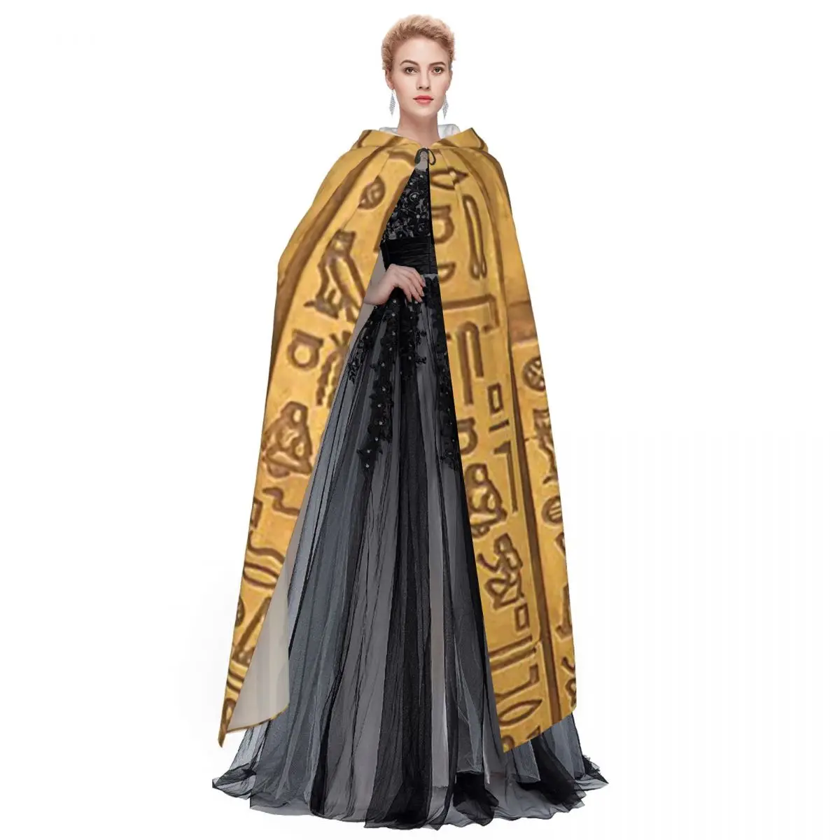 عباءة طويلة بغطاء للرأس من العصور الوسطى المصرية القديمة