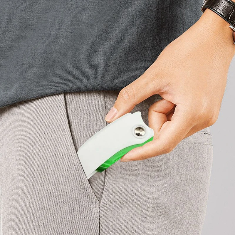 Nine-in-One Multi-Functional Glue Scraper – Glass, Tile, and Window Grout Remover with Sealant Application Function