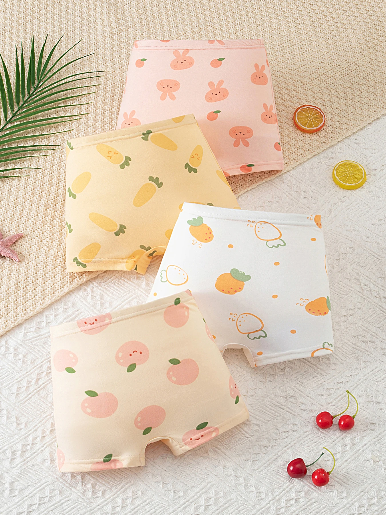 4-piece set of sweet and cute fruit printed underwear for girls, comfortable boxer shorts, multi-color combination home shorts