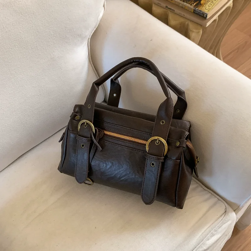 

Korean Pu Leather Boston Bag Metal Buckle & Zipper Design Handbag Stylish Small Tote Daily Commute Versatile Single-shoulder Bag